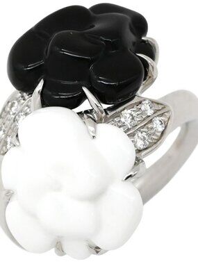Chanel Ring Camellia 18K White Gold Diamond Onyx Agate Black